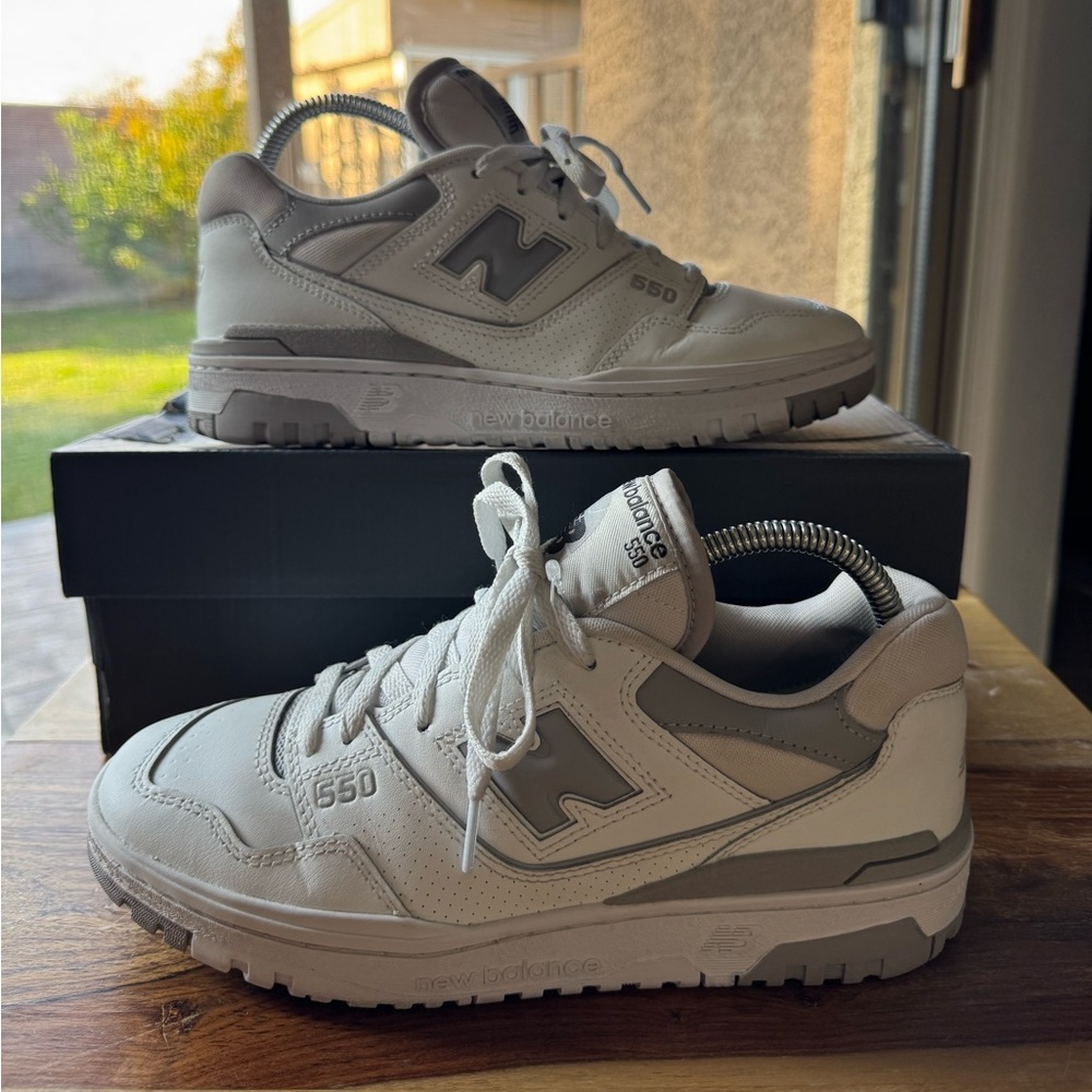 New Balance 550 Men's Cream and Gray Sneakers